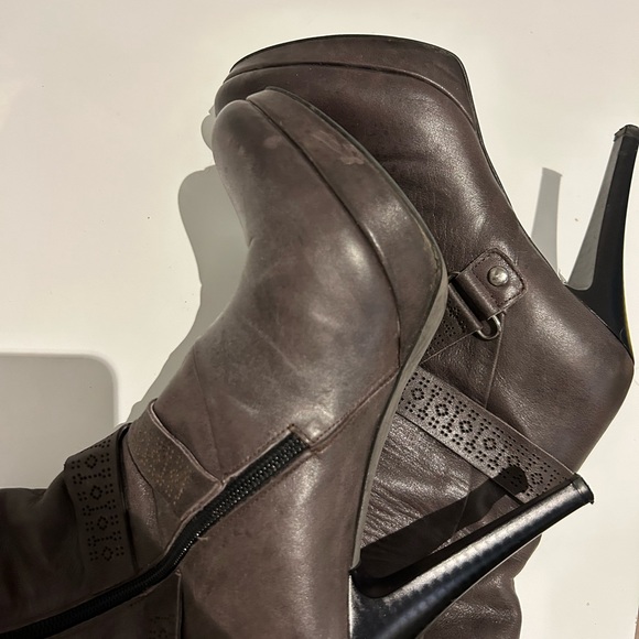 Gi Anni Italian Real Leather Boots SIZE 39 (size 7.5-8.0) - Picture 5 of 6